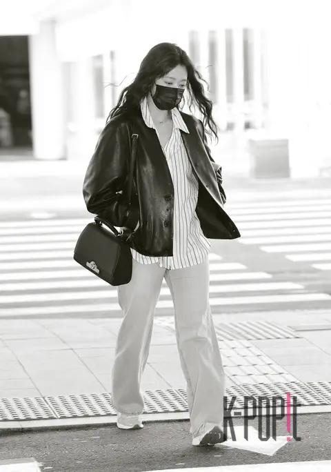 Park Shin-hye — Airport
