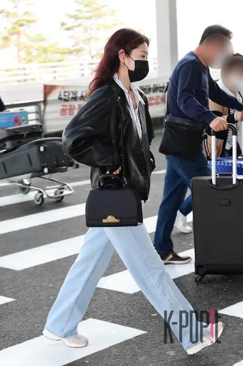 Park Shin-hye — Airport