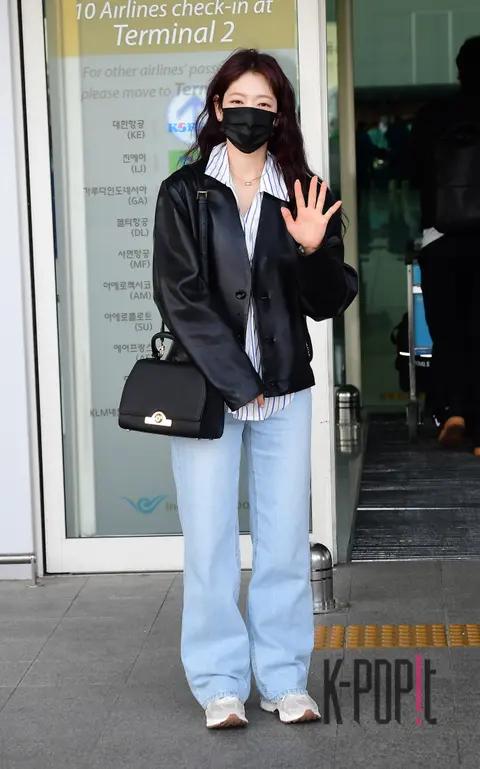 Park Shin-hye — Airport