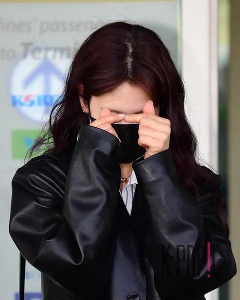 Park Shin-hye — Airport