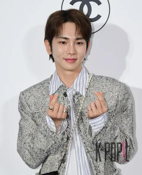 Key (SHINee) — Launch