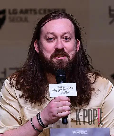 Simon Stone — Play Cherry Blossom Garden Production Briefing — 2024-04-23