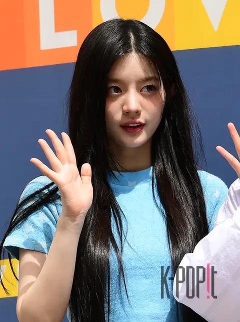 Minju (ILLIT) — Arrival