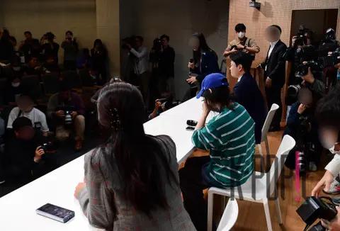 Min Hee-jin — Emergency Press Conference