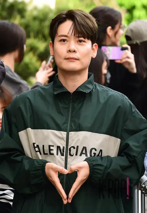 Lapoem Yu Chae-hun — Music Bank Arrival