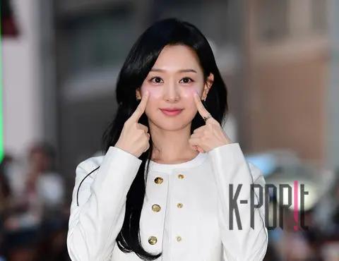Kim Ji-won — Queen of Tears Wrap Party