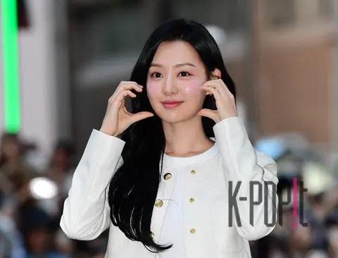 Kim Ji-won — Queen of Tears Wrap Party