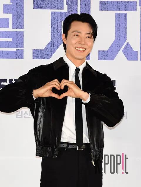 Lee Moo-saeng — Designer Production Briefing