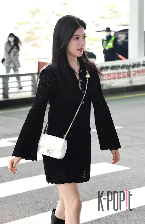 Ko Yun-jung — Airport