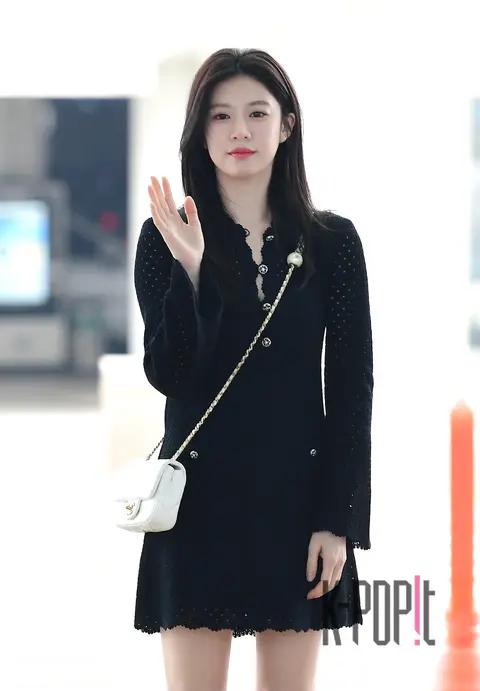 Ko Yun-jung — Airport