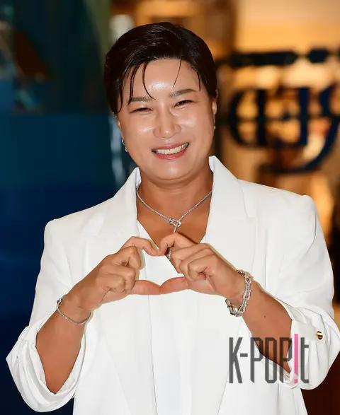 Park Se-ri — Launch