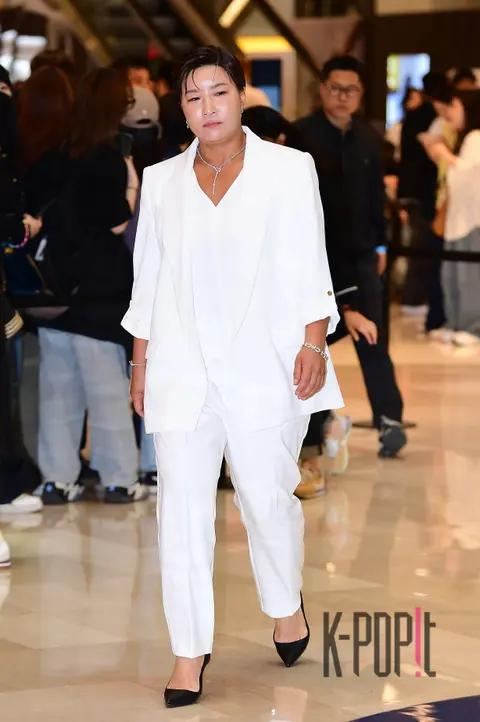 Park Se-ri — Launch