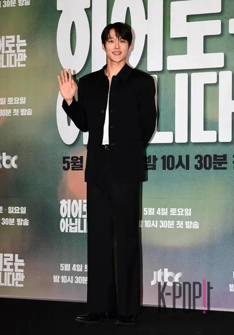 Jang Ki-yong — Not a Hero Production Briefing