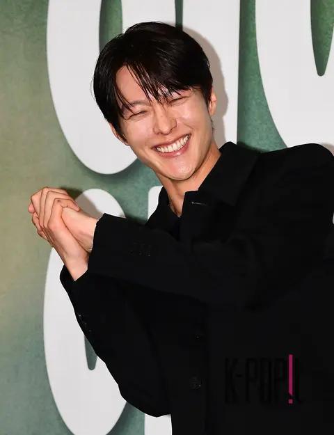 Jang Ki-yong — Not a Hero Production Briefing