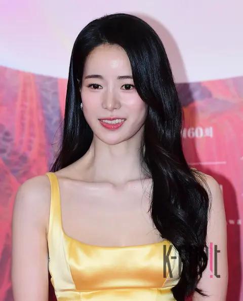 Im Ji-yeon — Baeksang Arts Awards Red Carpet