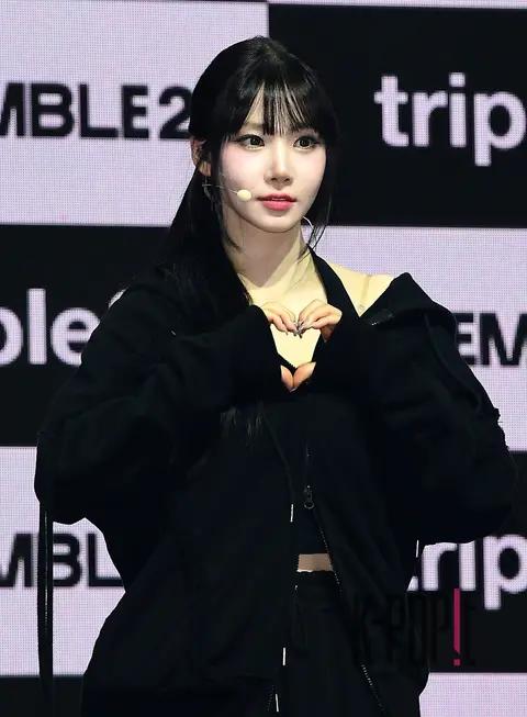 Kim Na-gyeong (tripleS) — Showcase