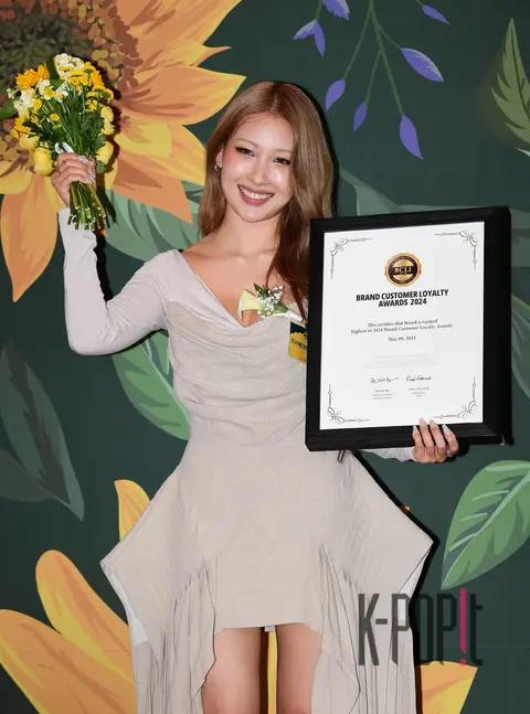 Lee Sa-bae — Brand Customer Loyalty Awards Red Carpet