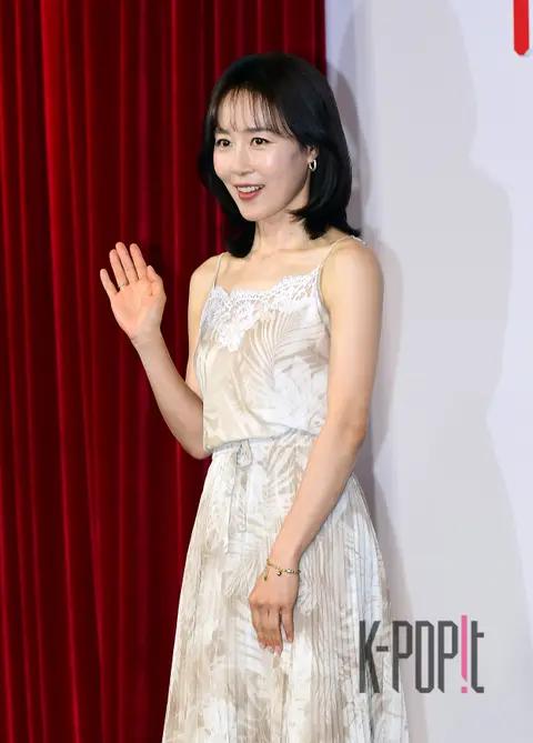 Moon Jung-hee — The Eight Show Production Briefing