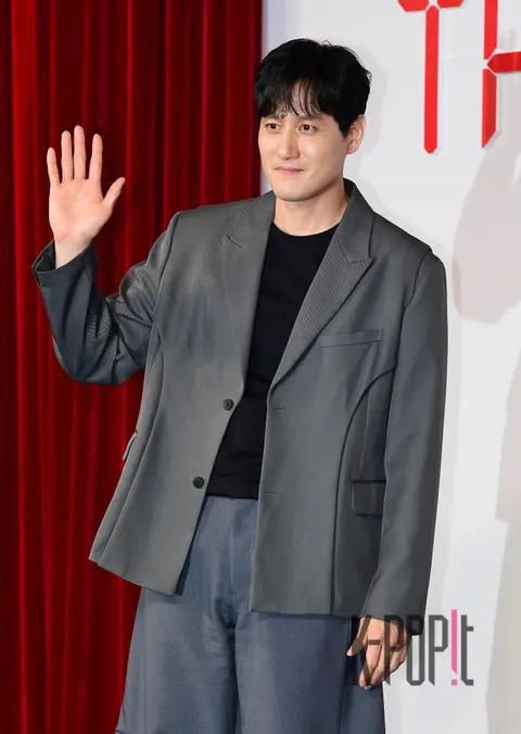 Park Hae-joon — The Eight Show Production Briefing