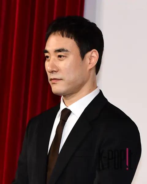 Bae Sung-woo — The Eight Show Production Briefing
