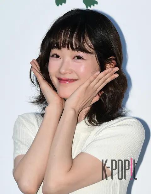 Lee Yu-mi — Launch