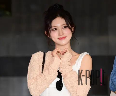 Gaeul (IVE) — Airport