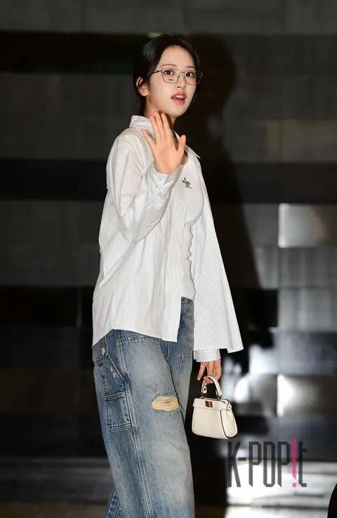 Ahn Yu-jin (IVE) — Airport