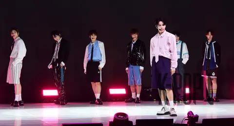 NesGi — Showcase Debut