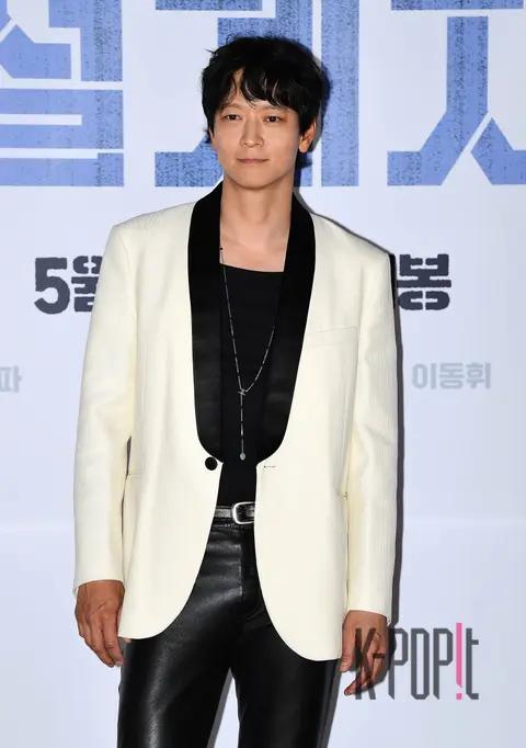 Kang Dong-won — The Architect Press Premiere