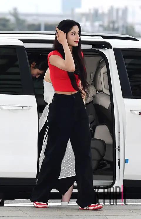 Aria (EXSIN) — Airport