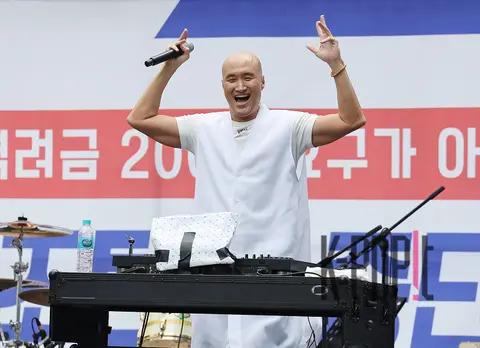NewJeans — Samsung Union Performance