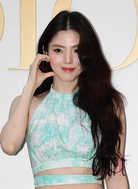 Han So-hee — Launch