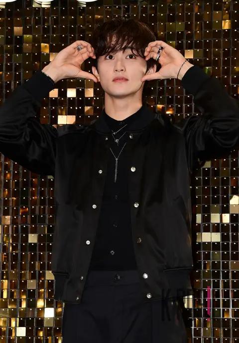 Mark (NCT) — Launch