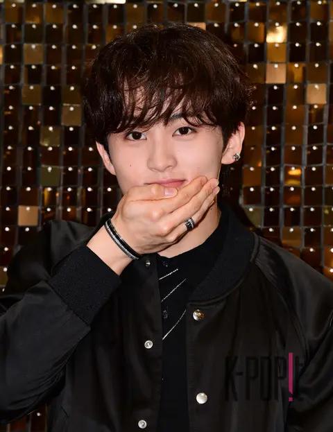 Mark (NCT) — Launch