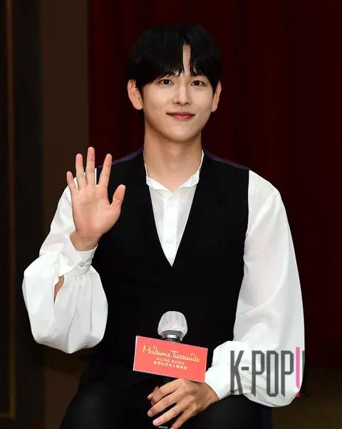 Lim Si-wan — Wax Figure Unveiling