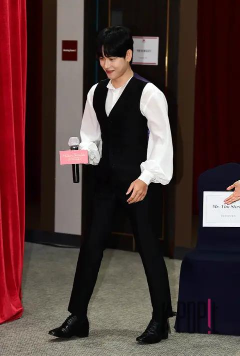 Lim Si-wan — Wax Figure Unveiling