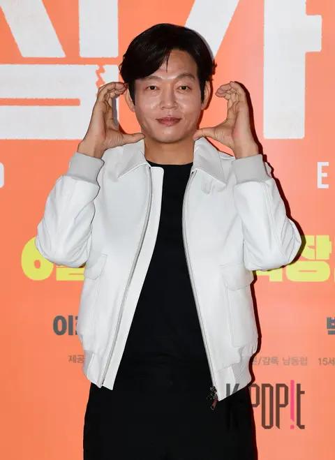 Park Ji-hwan — Handsome Guys Press Screening