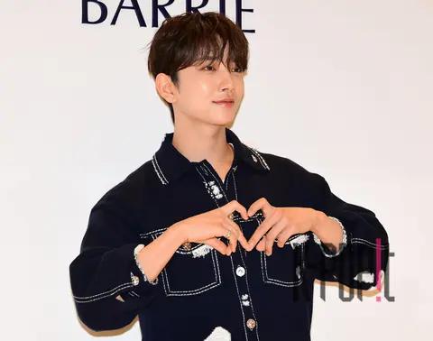 Joshua (SEVENTEEN) — Launch