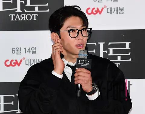 Dex — Tarot Press Conference
