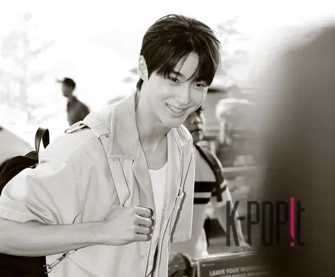 Byeon Woo-seok — Airport