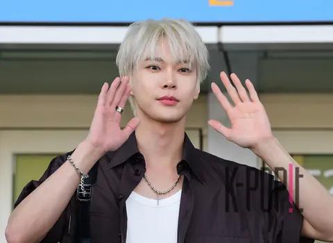 Doyoung (NCT) — Airport