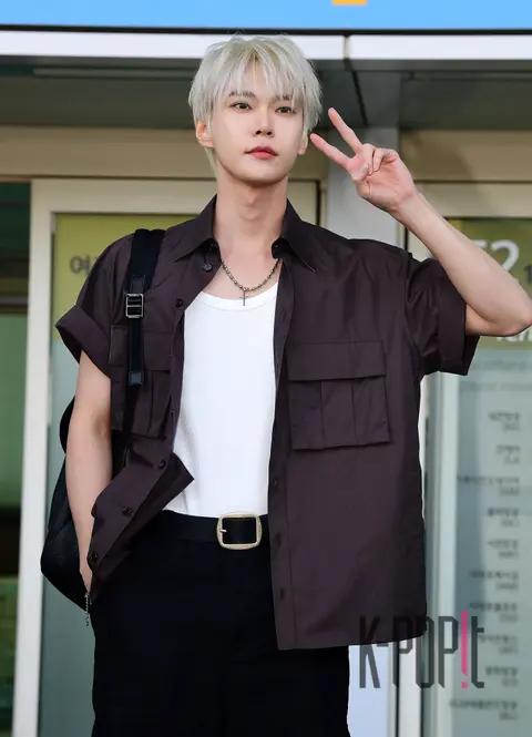 Doyoung (NCT) — Airport