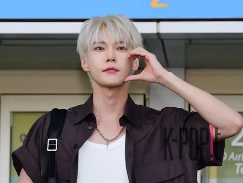 Doyoung (NCT) — Airport