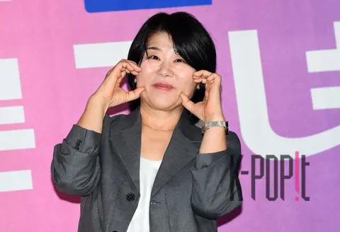 Lee Jung-eun — She Is Different Day and Night Production Briefing