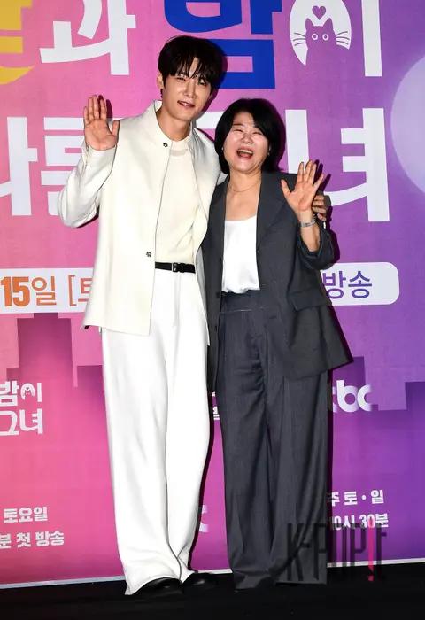 Choi Jin-hyuk, Lee Jung-eun — She Is Different Day and Night Production Briefing