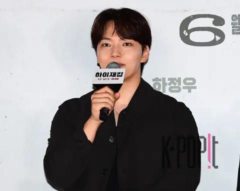 Yeo Jin-goo — Hijacking Press Screening