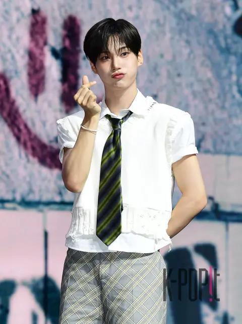 Han-bin Park (IVEN) — Showcase