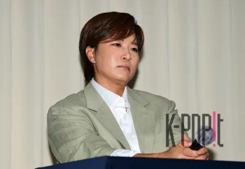 Park Se-ri — Press Conference
