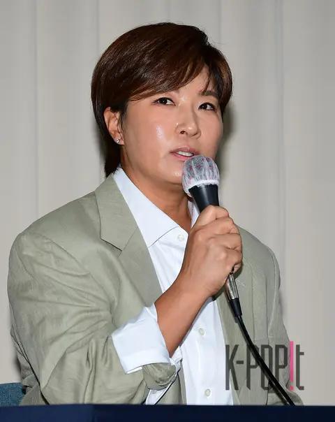 Park Se-ri — Press Conference