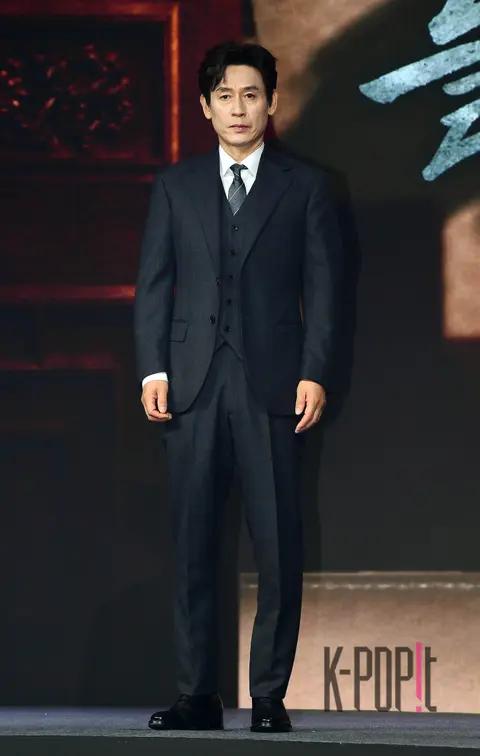Seol Kyung-gu — Whirlwind Production Briefing